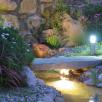 Sistemas de iluminación y sonido exteriores para jardines