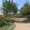 espacio jardin en parque publico de Sitges